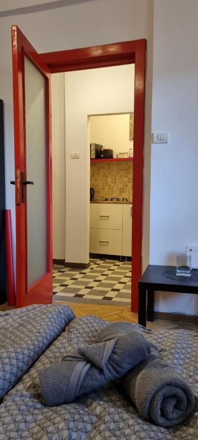 Alt Studio Apartment Bucureşti Ngoại thất bức ảnh