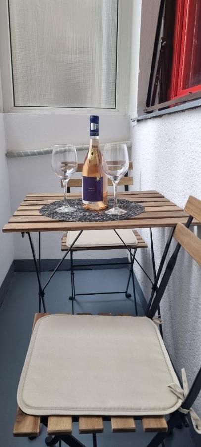 Alt Studio Apartment Bucureşti Ngoại thất bức ảnh