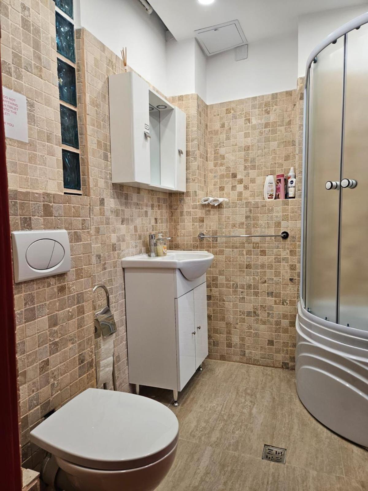 Alt Studio Apartment Bucureşti Ngoại thất bức ảnh